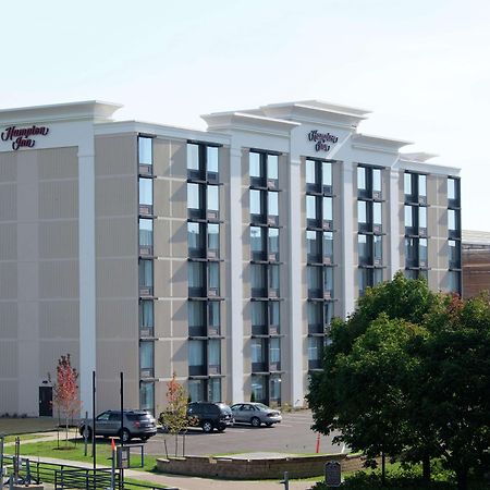 Hampton Inn Green Bay Downtown Exterior photo